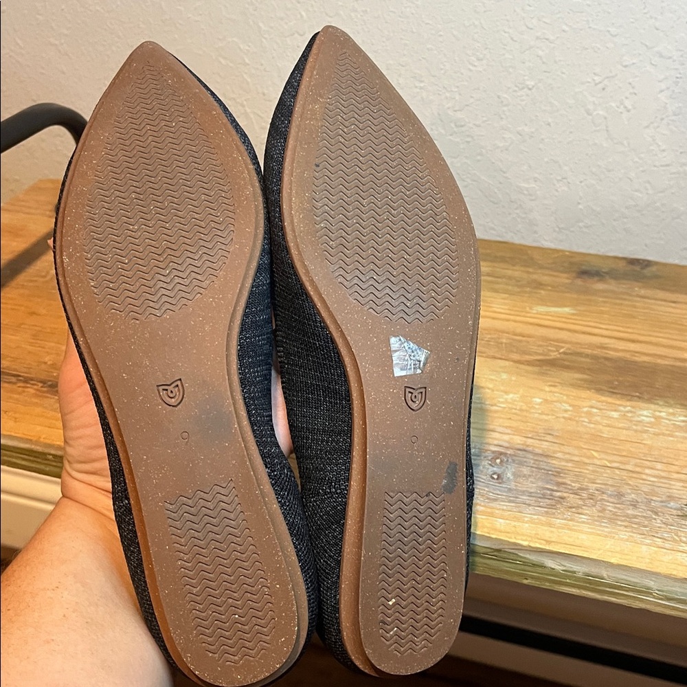 Rothy's Pointed Knit Flats in Black size 9 - Picture 7 of 8